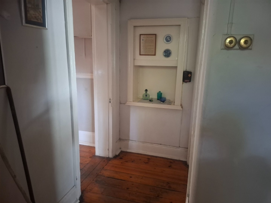 5 Bedroom Property for Sale in Kroonstad Central Free State